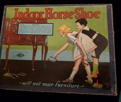 Wilder Indoor Horseshoe Game with Box 1940s Very Nice Graphics Missing Piece