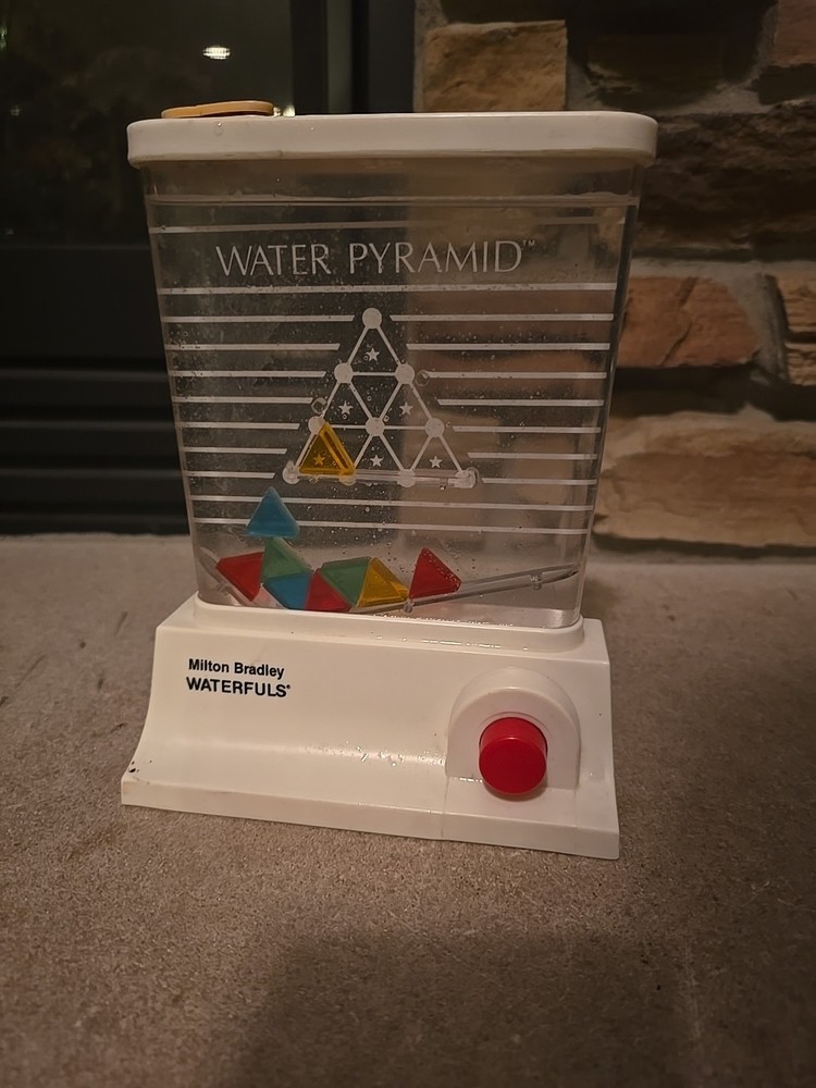Vintage TOMY Waterful Ring Toss Game Water Pyramid