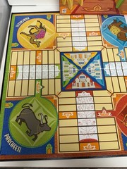 Parcheesi The Classic Game of India MB Hasbro 2001 – Rare – Complete