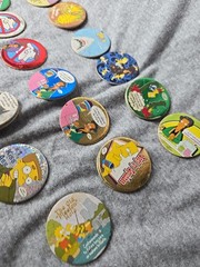 The Simpsons Pickers Lot Of 102 Pogs Tazos Magic Box 2005 Espanol / Ingles