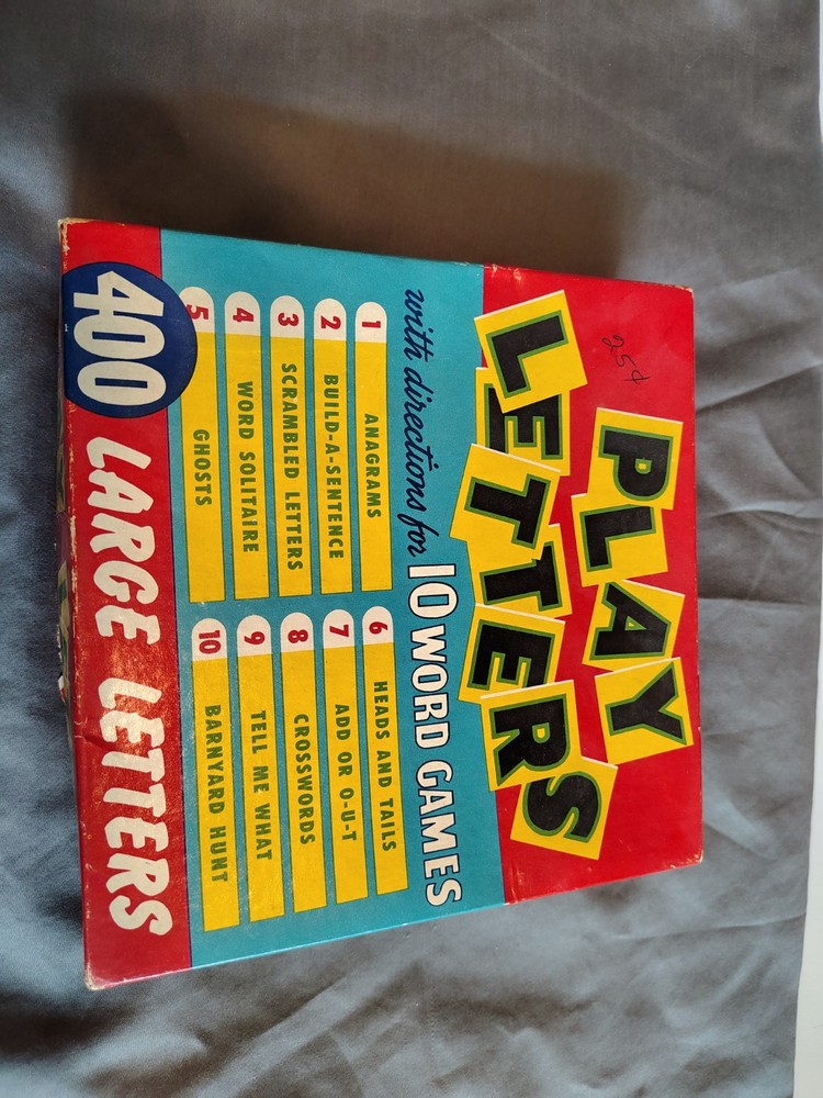 ~ 1973 Vintage Play Letters 10 Word Game 400 Large Letters E.E. Fairchild Corp ~