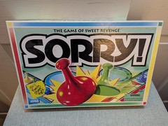 4 Vintage 1998-2000 Hasbro Board Games Bundle – Clue, Life, Scrabble & Sorry!