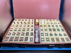 Vintage Premium/Deluxe Boxed Mahjong Tiles