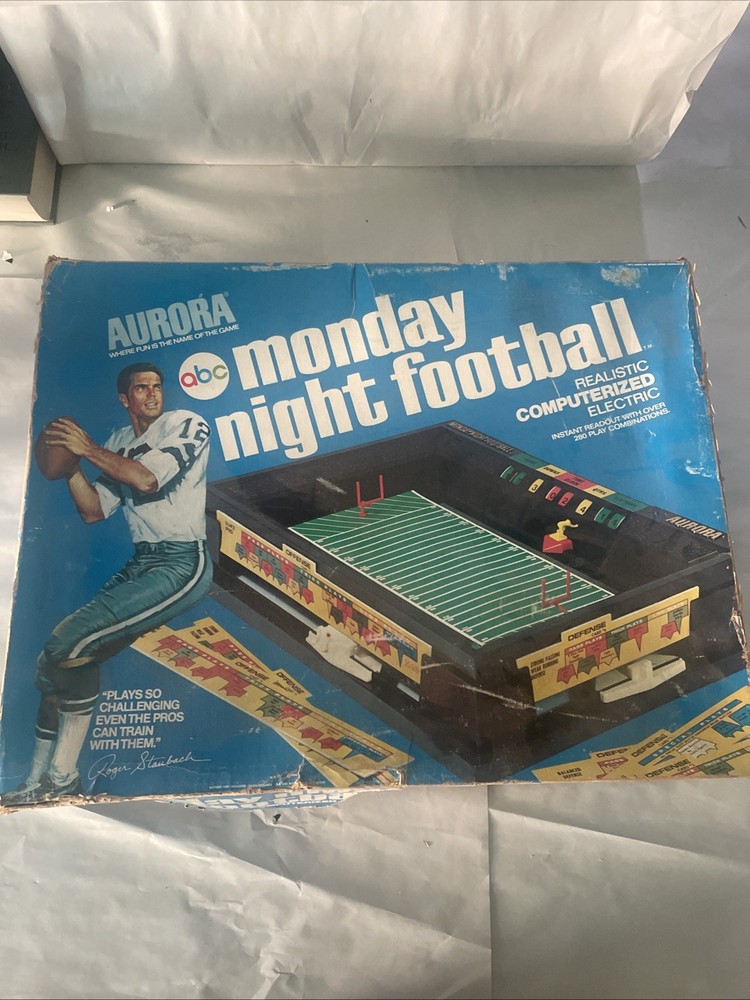 1972Aurora ABC Monday Night Football Game Roger Staubach Edition See Description