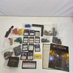 Quixiotic Games Dungeon Alliance 2017 Andrew Parks 1-4 Players Ages 12+ GOOD
