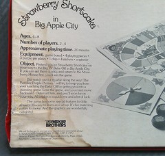 Vintage 1981 Parker Brothers Strawberry Shortcake in Big Apple City Board Game
