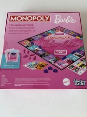 Monopoly Barbie Edition Board Game New Sealed DreamWorld Collector Free Shipping