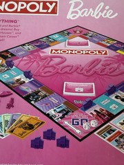 Monopoly Barbie Edition Board Game New Sealed DreamWorld Collector Free Shipping