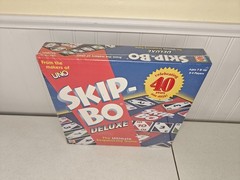 NEW SEALED Skip Bo Deluxe Sequencing Card Board Game Mattel 2001 Family Kids Uno