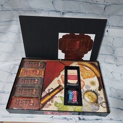 RISK Game of Strategic Conquest Board Game 2015 Edition Complete Unused Worn Box
