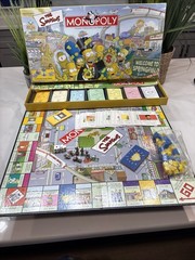 The Simpsons Monopoly 2004 Used Complete Parker Brothers Vtg