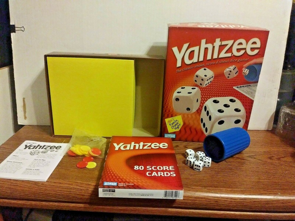 Yahtzee Game 8+ 1 or More Players 1998 Word Games