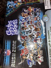 Chutes and Ladders – NFL Rush Zone Edition – Playable Complete – 2013. Excellent
