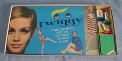 COMPLETE Vintage Twiggy Board Game 1960s 1967 MB Milton Bradley Queen of Mod