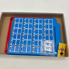 VINTAGE Guess Who COMPLETE Milton Bradley 1998 Classic Board Game 90s Kids