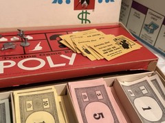 1961 Monopoly Game by Parker Brothers Complete Very Good Condition vintage