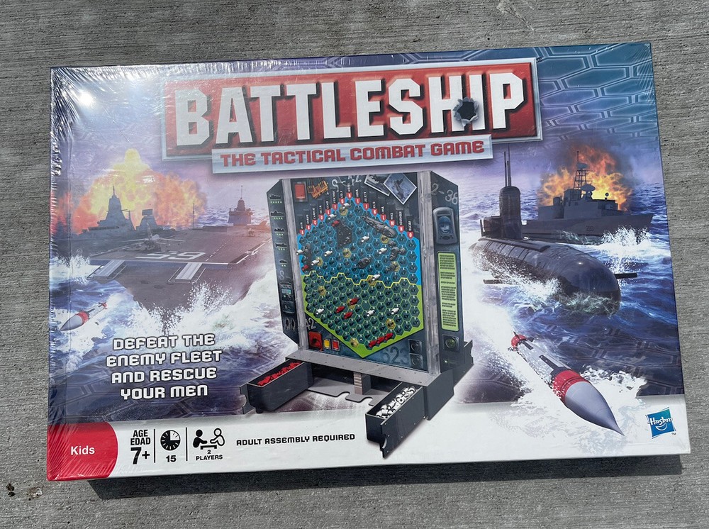Battleship Classic Combat Board Game Milton Bradley 2009 Complete