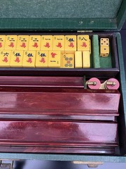 Nice Lot of 152 Vintage Bakelite Mah Jong Mahjong Tiles + 5 Racks W/ Case & Dice