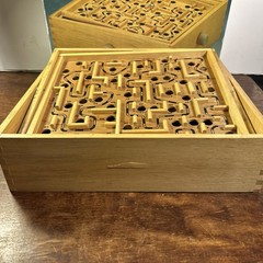 VIintage 1987 Pavilion Geoffrey All Wood Labyrinth Board Game – NO Metal Balls.