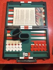 Backgammon Game 8 1/4″ x 11″ Green Red White in Black Travel Case Missing 1 Chip