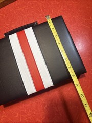 Backgammon Game 8 1/4″ x 11″ Green Red White in Black Travel Case Missing 1 Chip