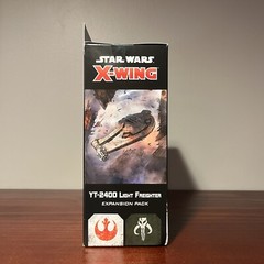 Star Wars X-Wing Miniatures Game – YT-2400 Light Freighter Expansion Pack