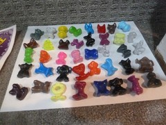 Crazy Bones Series 1 Lot Of 2 Sealed Packs GoGos + 100+ figures + more RARE