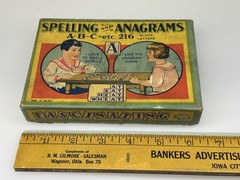 RARE Antique vtg 1930 ANAGRAMS Letter Tile Spelling Game Box