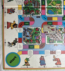 Original 1977 S&R Games A To Z Sweet Pickles Board Game Missing 2 Pickles Good !