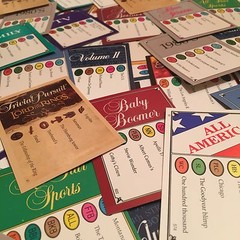 2000 TRIVIAL PURSUIT CARDS (15 Editions – YOU PICK) 20 Different 100-Card Decks!