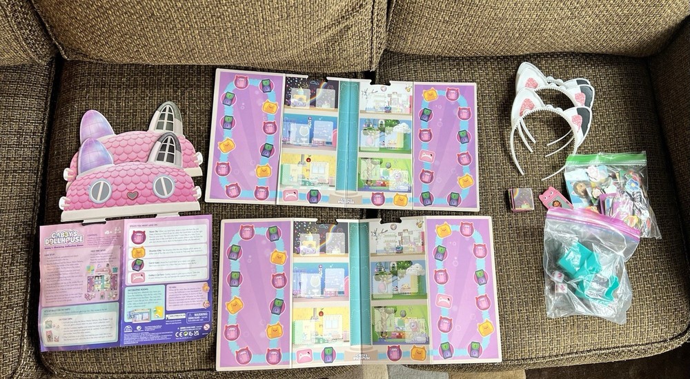 Gabby’s Dollhouse, Charming Collection Board Game for & Family, 2-4 Players