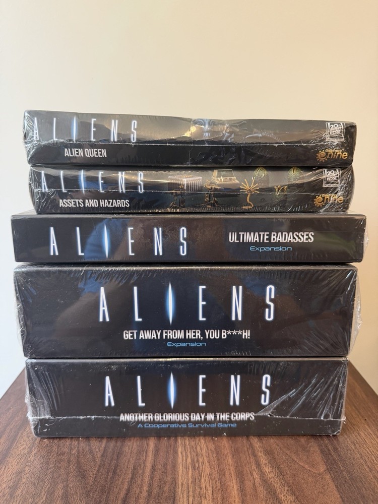 Lot of 5: Aliens Another Glorious Day In The Corp Base + 2 Expansions + 2 Minis
