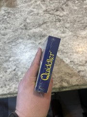 QUIDDLER | The Short Word Game | 2-8 Players | Ages 8 – Adult | 1998 Cannel, LLC