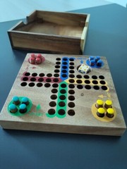 Wooden Ludo Pachisi Strategy Fun Traditional Travel Board Game 14x14cm 6х6″