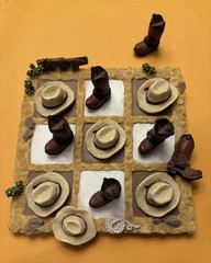 Vintage Western Boots & Hats Tic Tac Toe Game. 5.5″ x 5.5″.