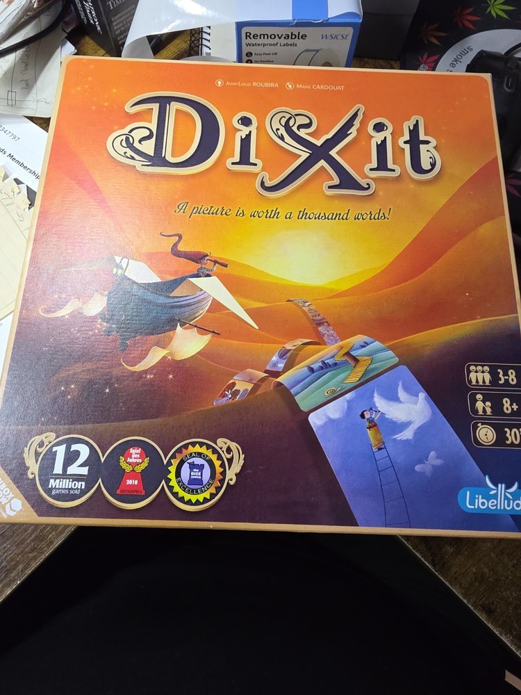 Dixit Storytelling Family Board Game 2021 Refresh Libellud Edition