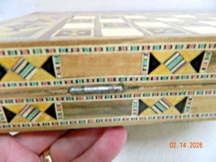Compact folding travel size, Fine wood Chess / Backgammon Set