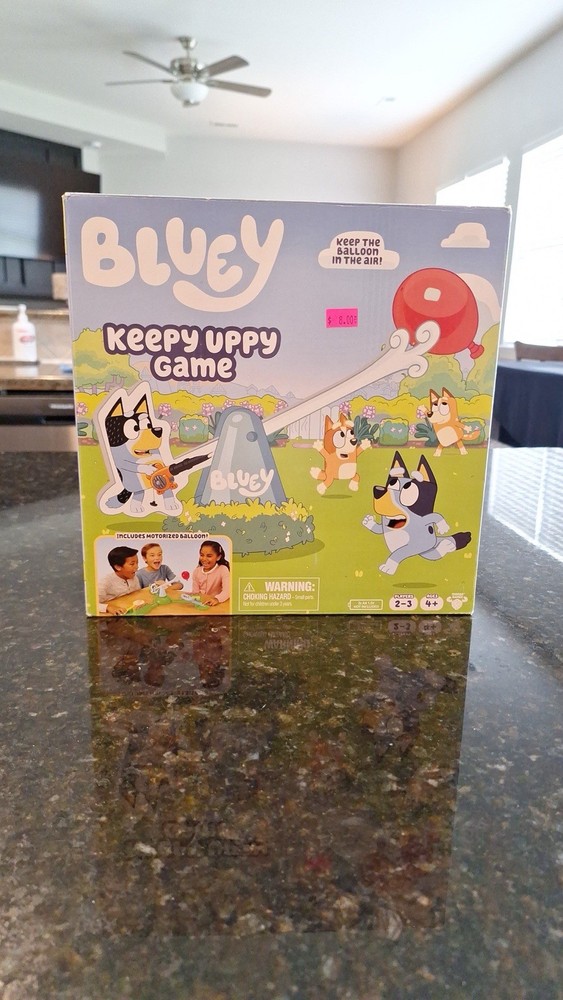Bluey Keepy Uppy Game Motorized Balloon Action Family Board Game Moose Toys NEW