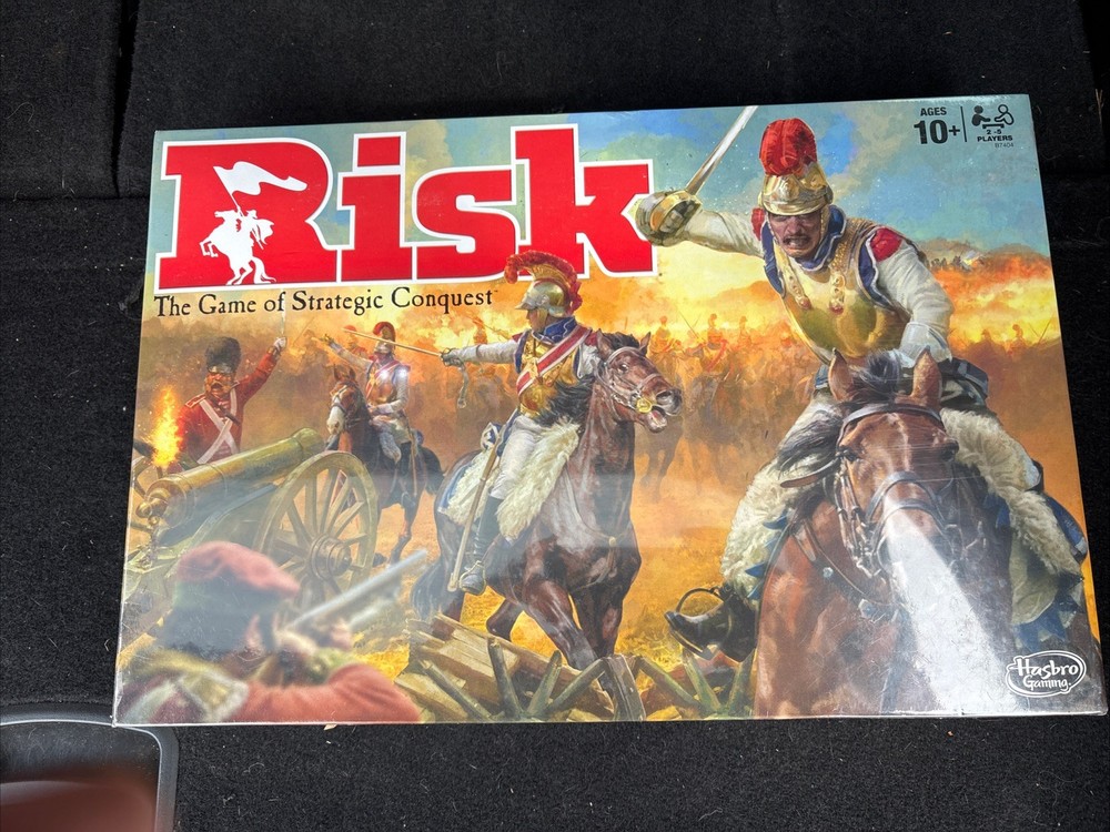 Risk The Game of Strategic Conquest Board Game 2015 Hasbro Gaming NIB