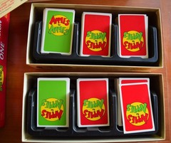 APPLES TO APPLES OUT OF THE BOX PUBLISHING CARD GAME LOT + PARTY BOX EXPANSION