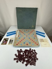 Vintage Scrabble Deluxe Edition Game Rotating Turntable 100% Complete