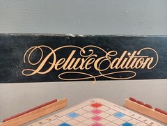 Scrabble Deluxe Edition 1989 Rotating Turntable COMPLETE #4034 Mahogany Tiles