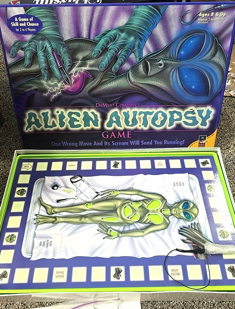 Damert Alien Autopsy Game 1997 Belinda Mecio Complete