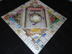 New MONOPOLY Secret Vault Board Game Ages 8+ 2-6 Players Family Board Game