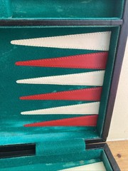 Backgammon Red White Green Set Retro Vintage Leather Style Case Travel Game Kit