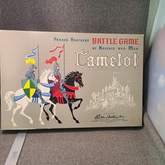 Vintage 1961 Camelot Parker Brothers Battle Game Ivoroid Pieces Knights COMPLETE