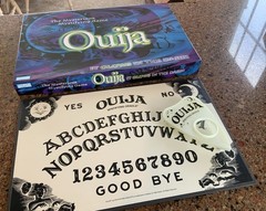 Ouija Board Game – Parker Brothers (2001)