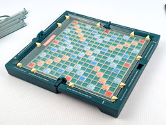 Vintage Scrabble Board Game Travel Hard Case Green 100% COMPLETE