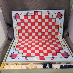 Vintage 1961 Camelot Parker Brothers Battle Game Ivoroid Pieces Knights COMPLETE