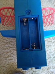 One In One SHOOT OUT ELECTRONIC BASKETBALL NBA GAME Excellent NO BOX